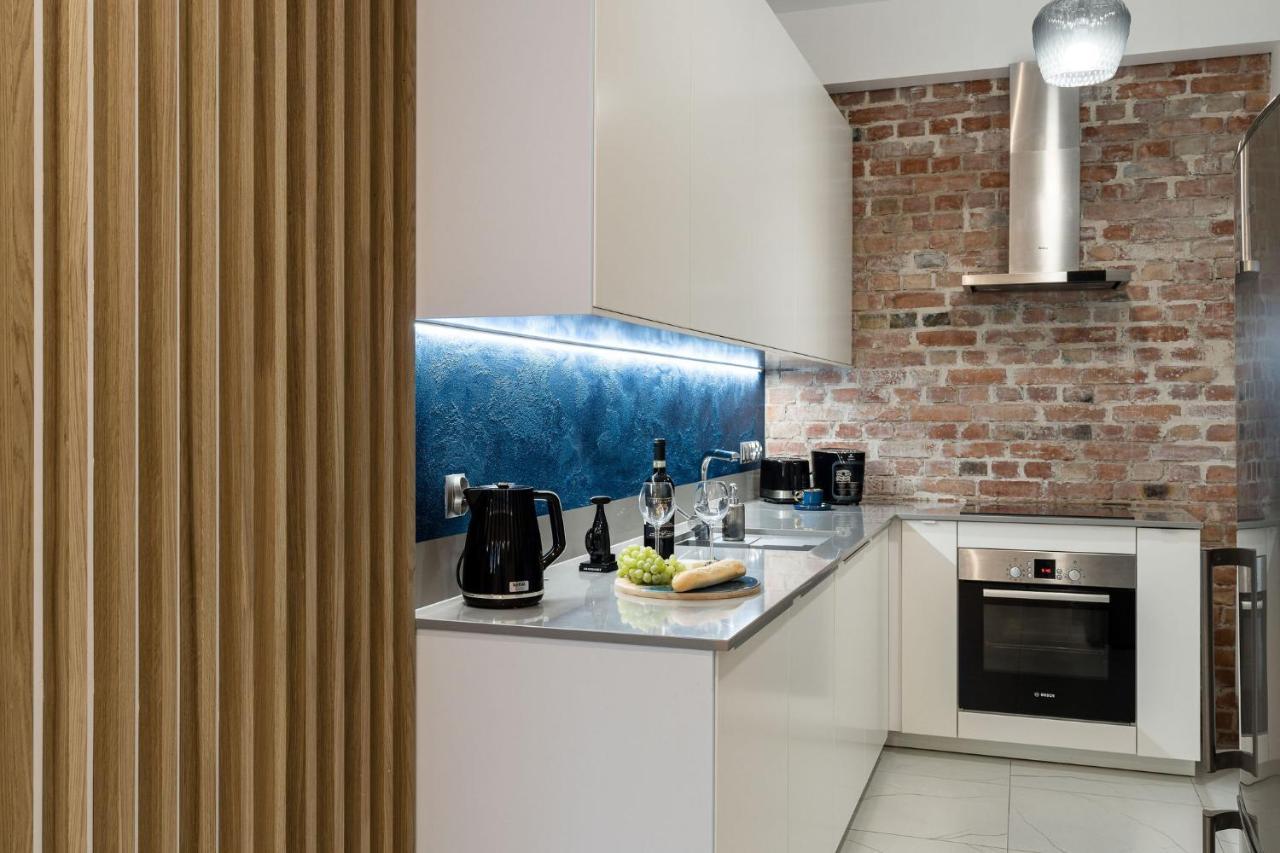 Sanhaus Apartments - Garda - Apartament Z 2 Sypialniami I Parkingiem 소포트 외부 사진
